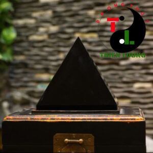 Kim Tự Tháp Thạch Anh Đen Unic Cao Cấp.